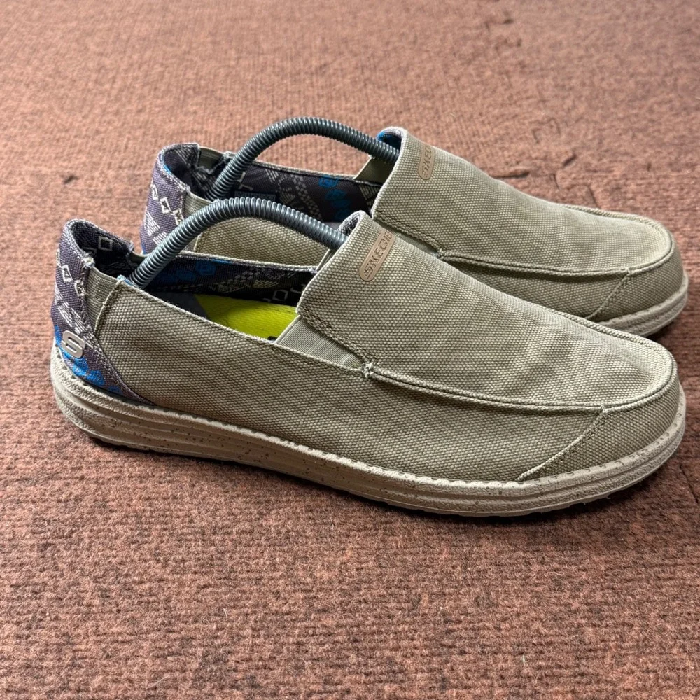 A+ shoes Skechers Relaxed Fit Men 10.5 Tan Goga Mat Arch Slip On Loafers 210103